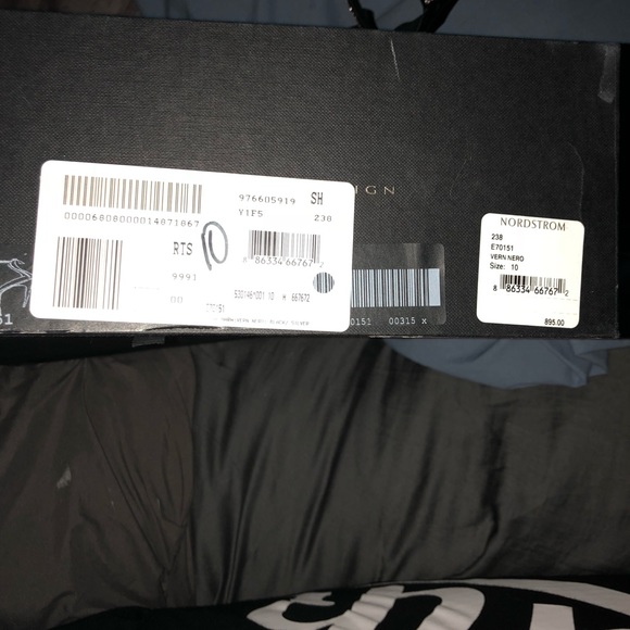 Shoes - Picture 2 of 2